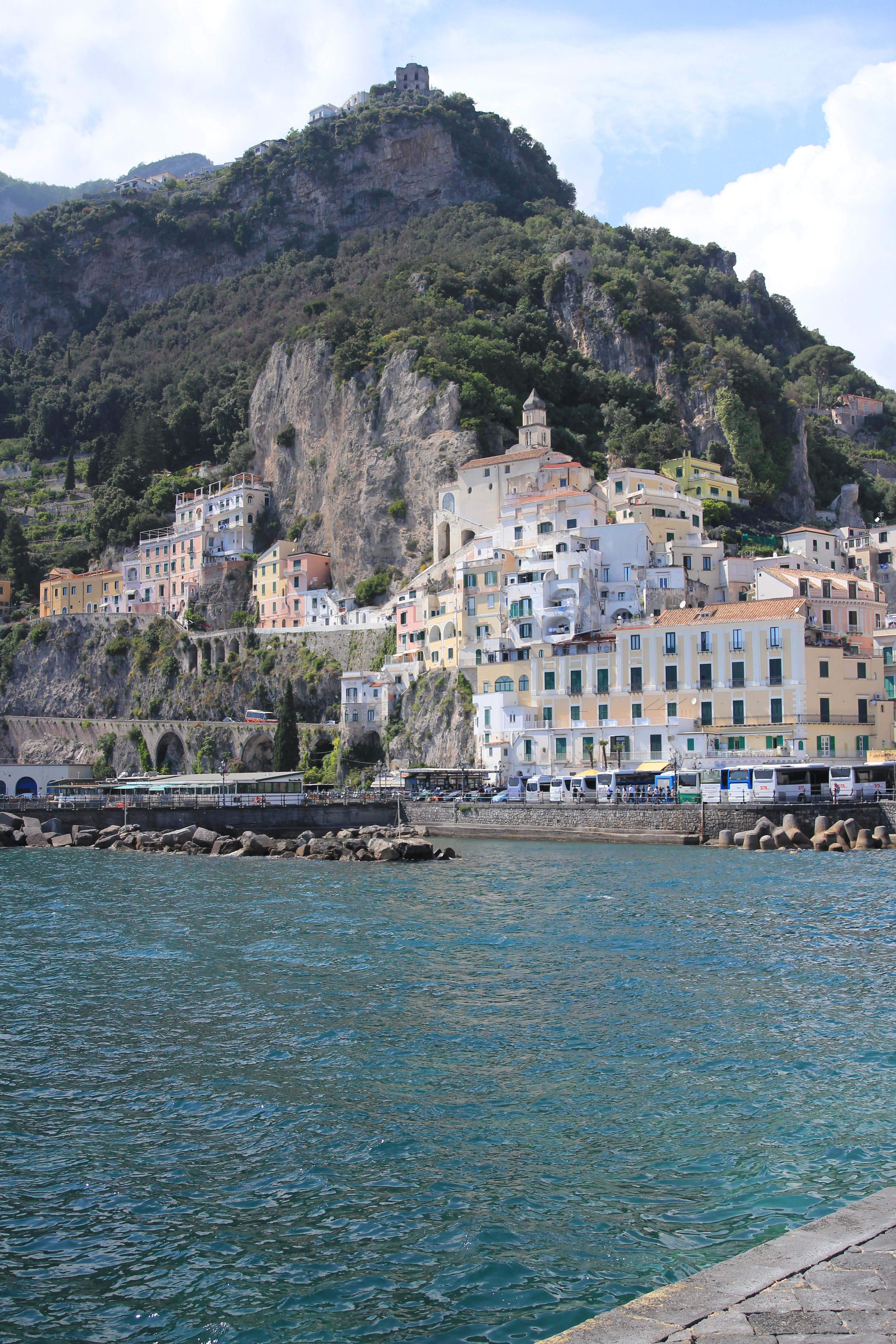 Cliff Hanging Amalfi